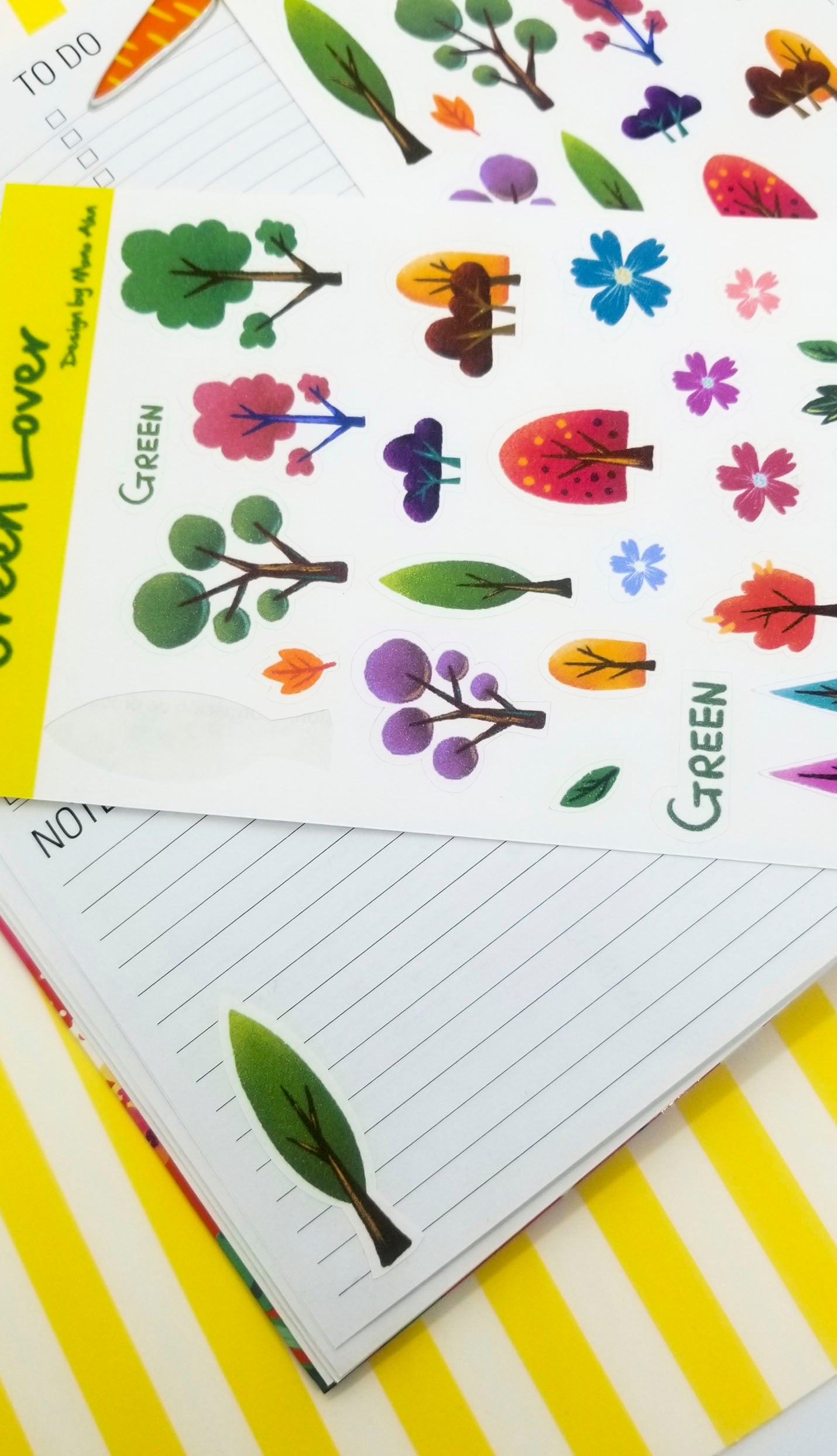 Green lover-planner sticker